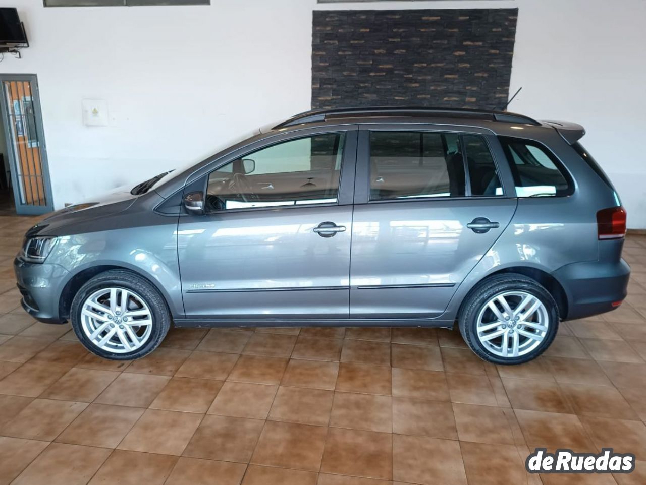 Volkswagen Suran Usado en Mendoza, deRuedas