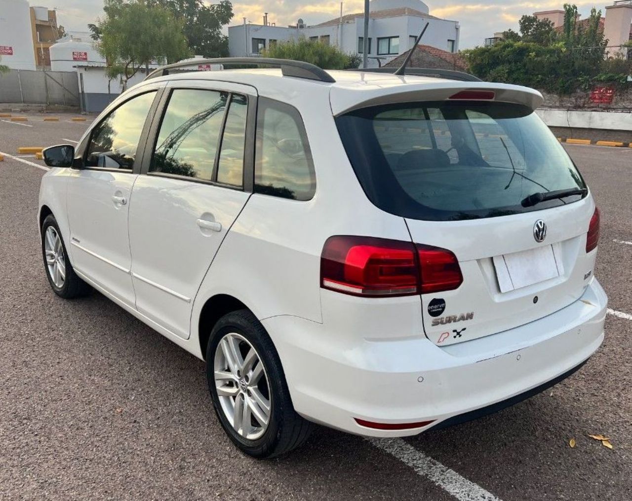 Volkswagen Suran Usado Financiado en Mendoza, deRuedas