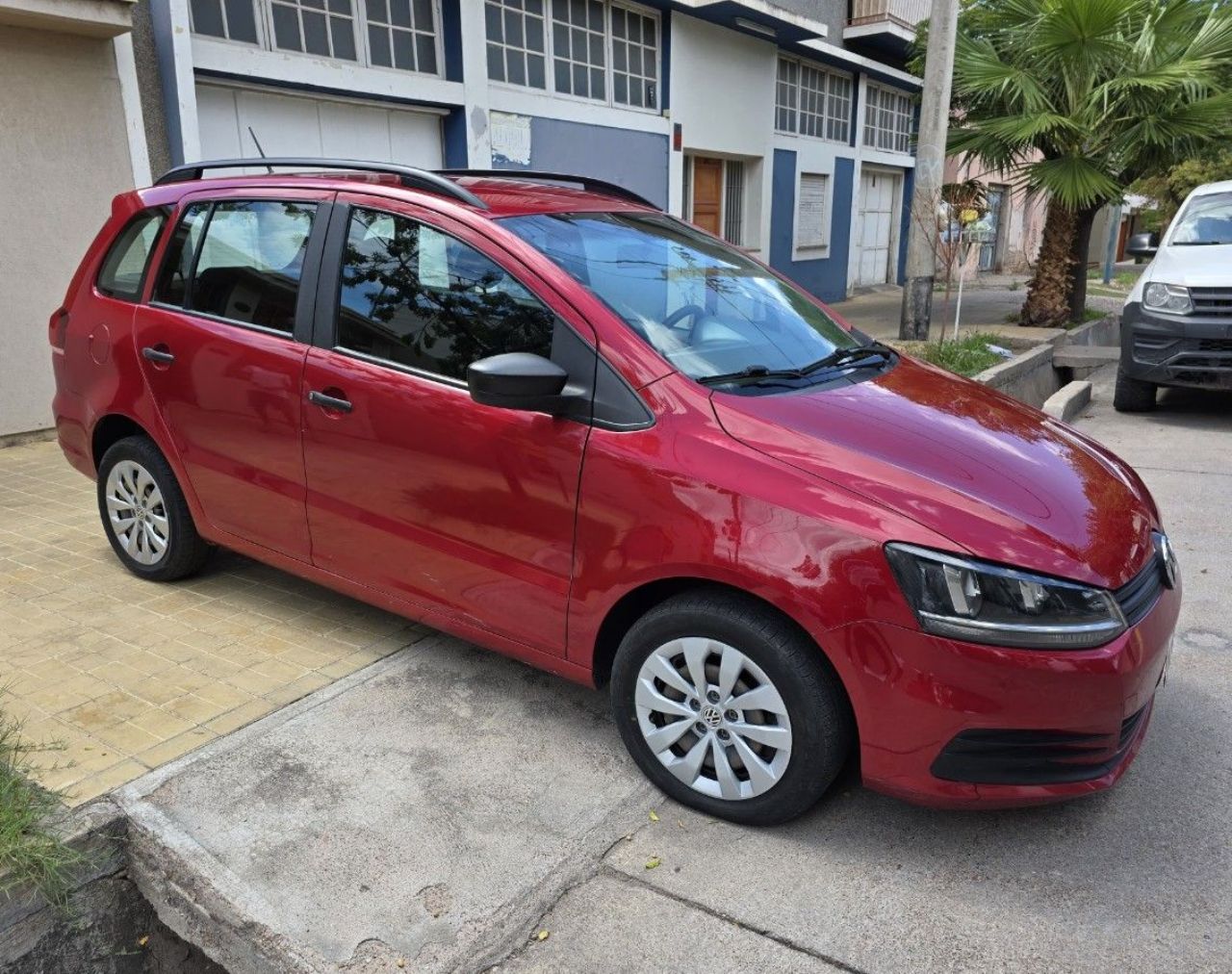 Volkswagen Suran Usado Financiado en Mendoza, deRuedas