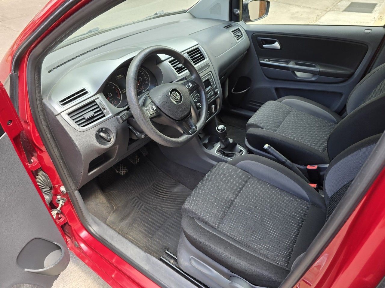 Volkswagen Suran Usado Financiado en Mendoza, deRuedas