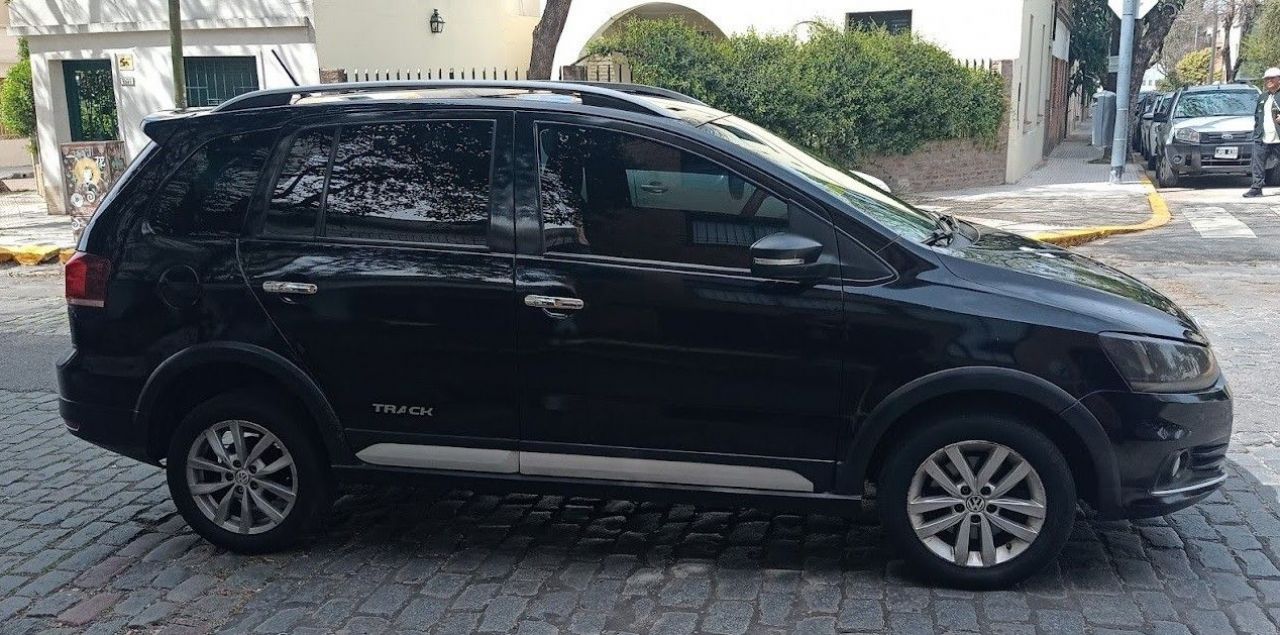 Volkswagen Suran Usado en Buenos Aires, deRuedas