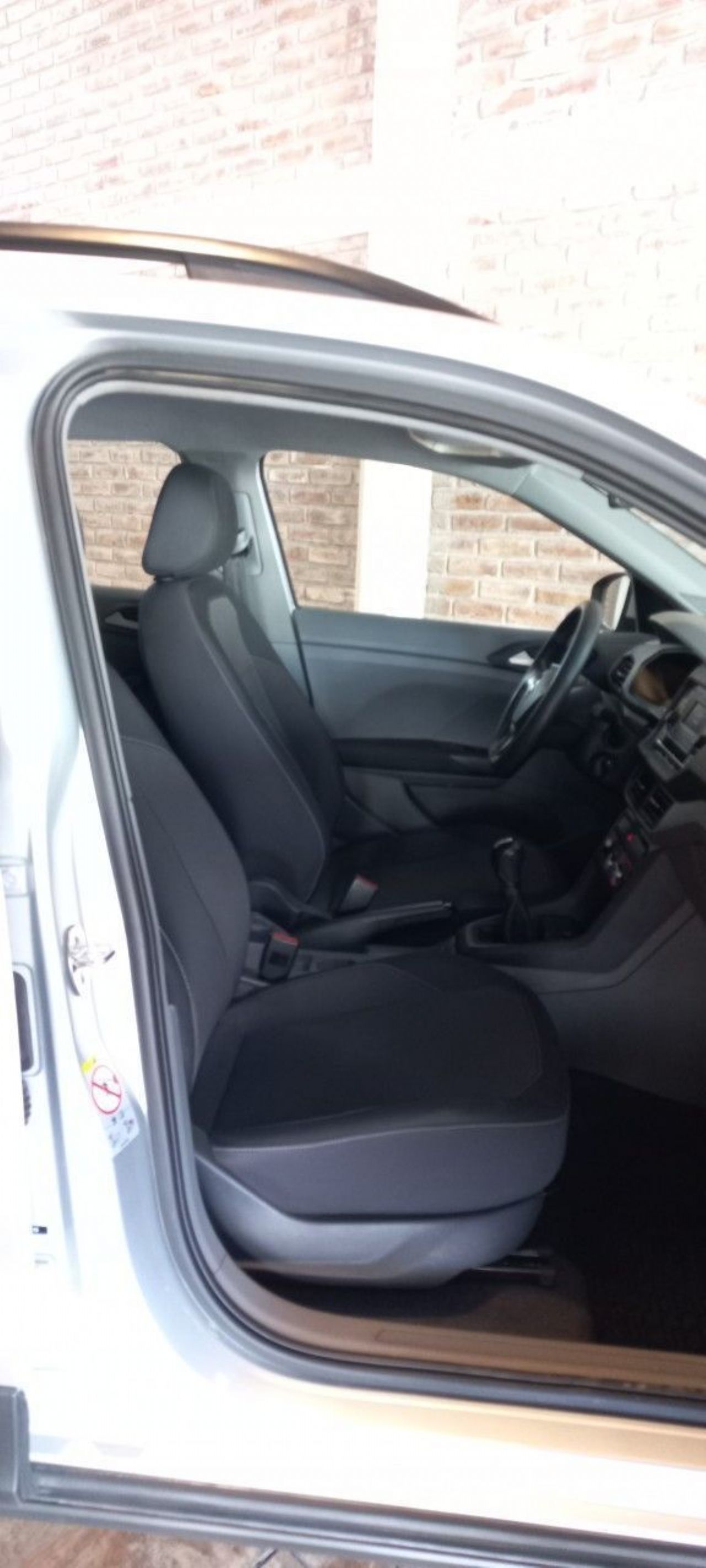 Volkswagen T-Cross Usado en Mendoza, deRuedas