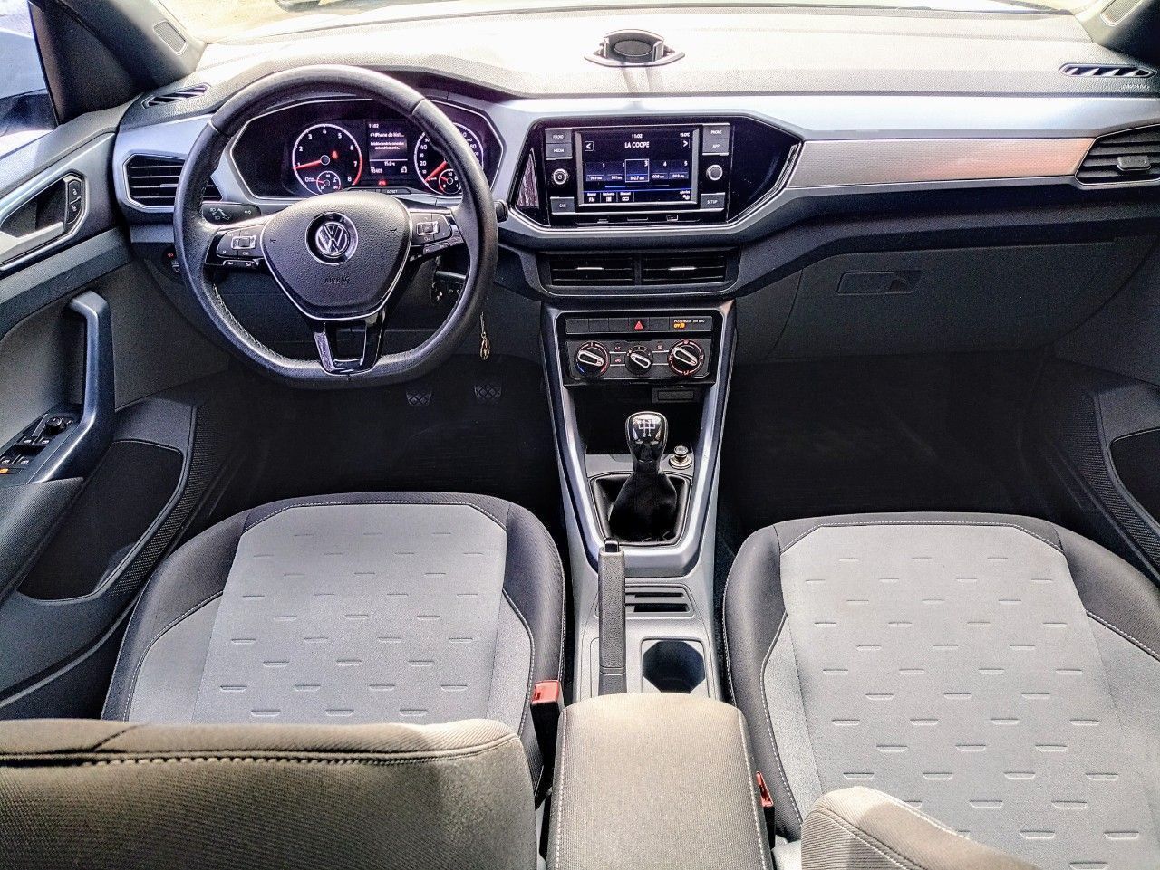 Volkswagen T-Cross Usado en Mendoza, deRuedas