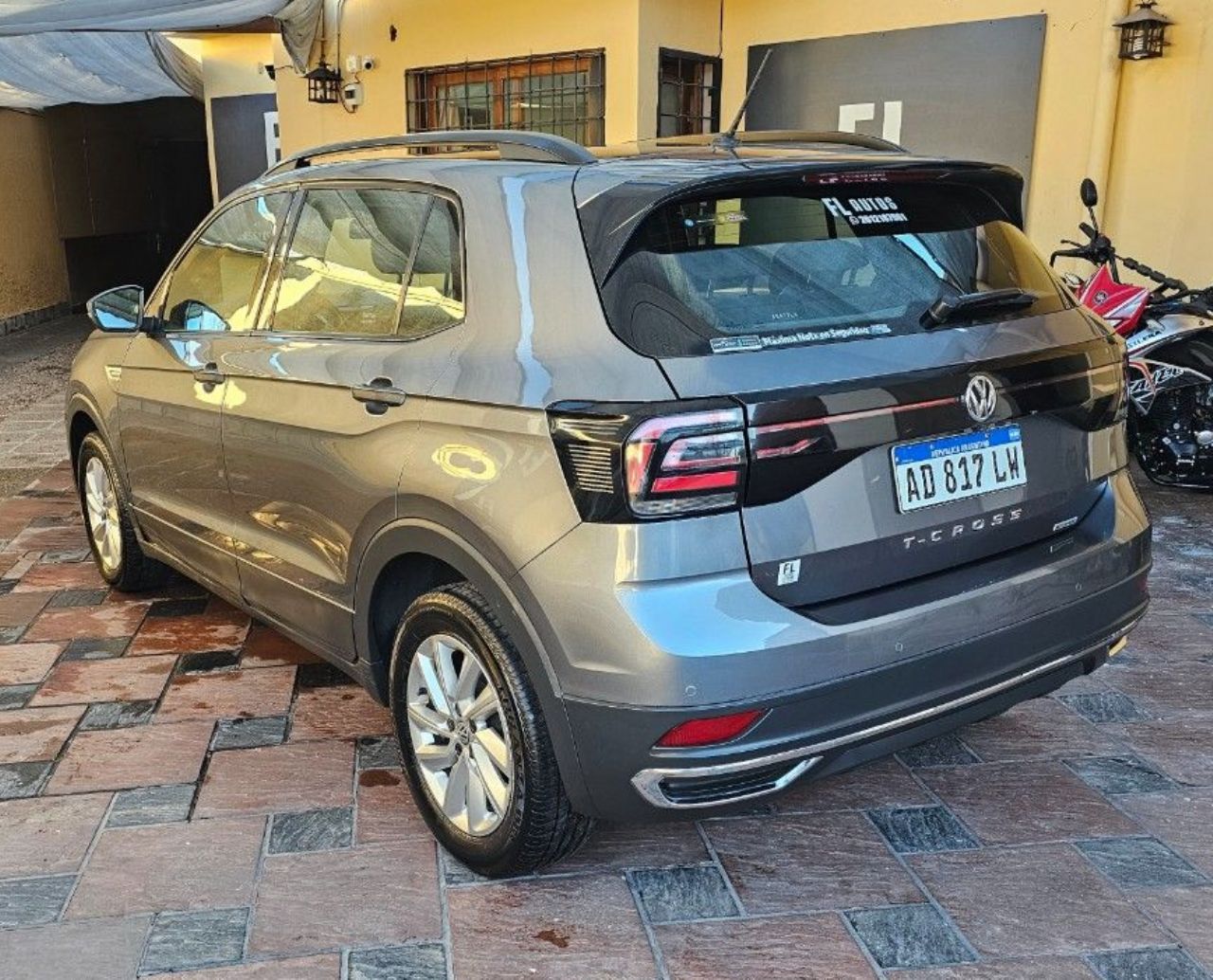 Volkswagen T-Cross Usado en Mendoza, deRuedas