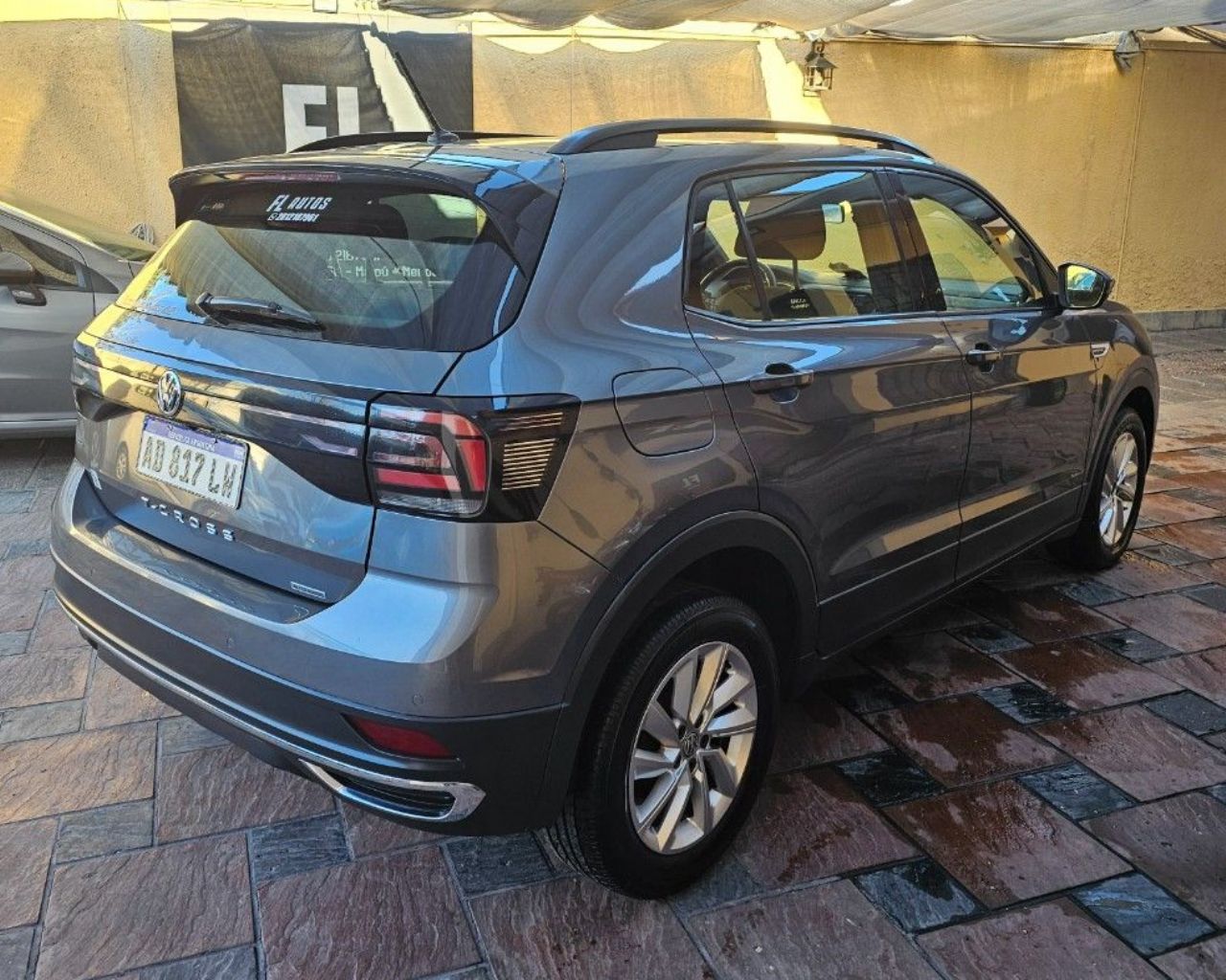 Volkswagen T-Cross Usado en Mendoza, deRuedas