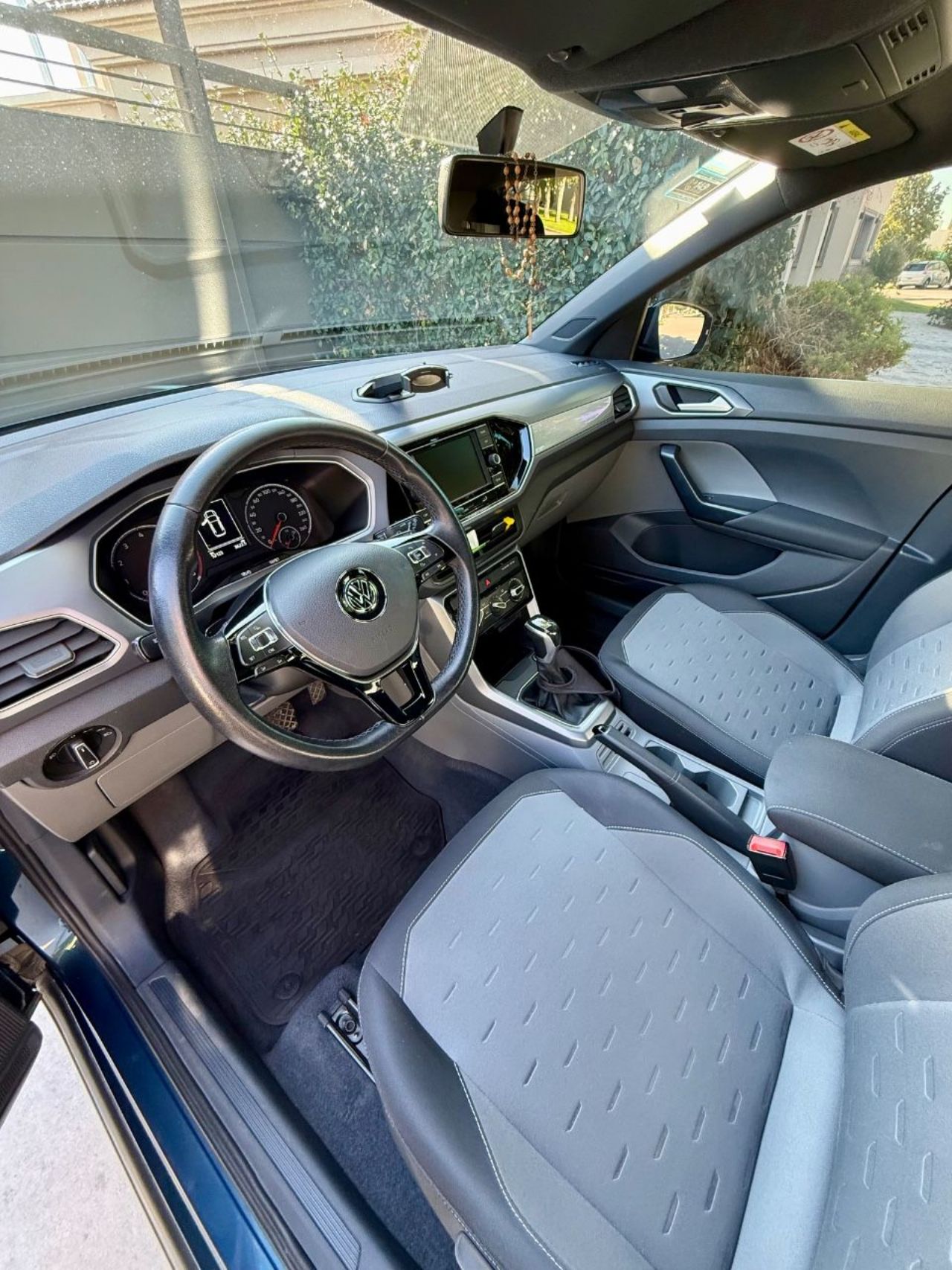 Volkswagen T-Cross Usado en Mendoza, deRuedas