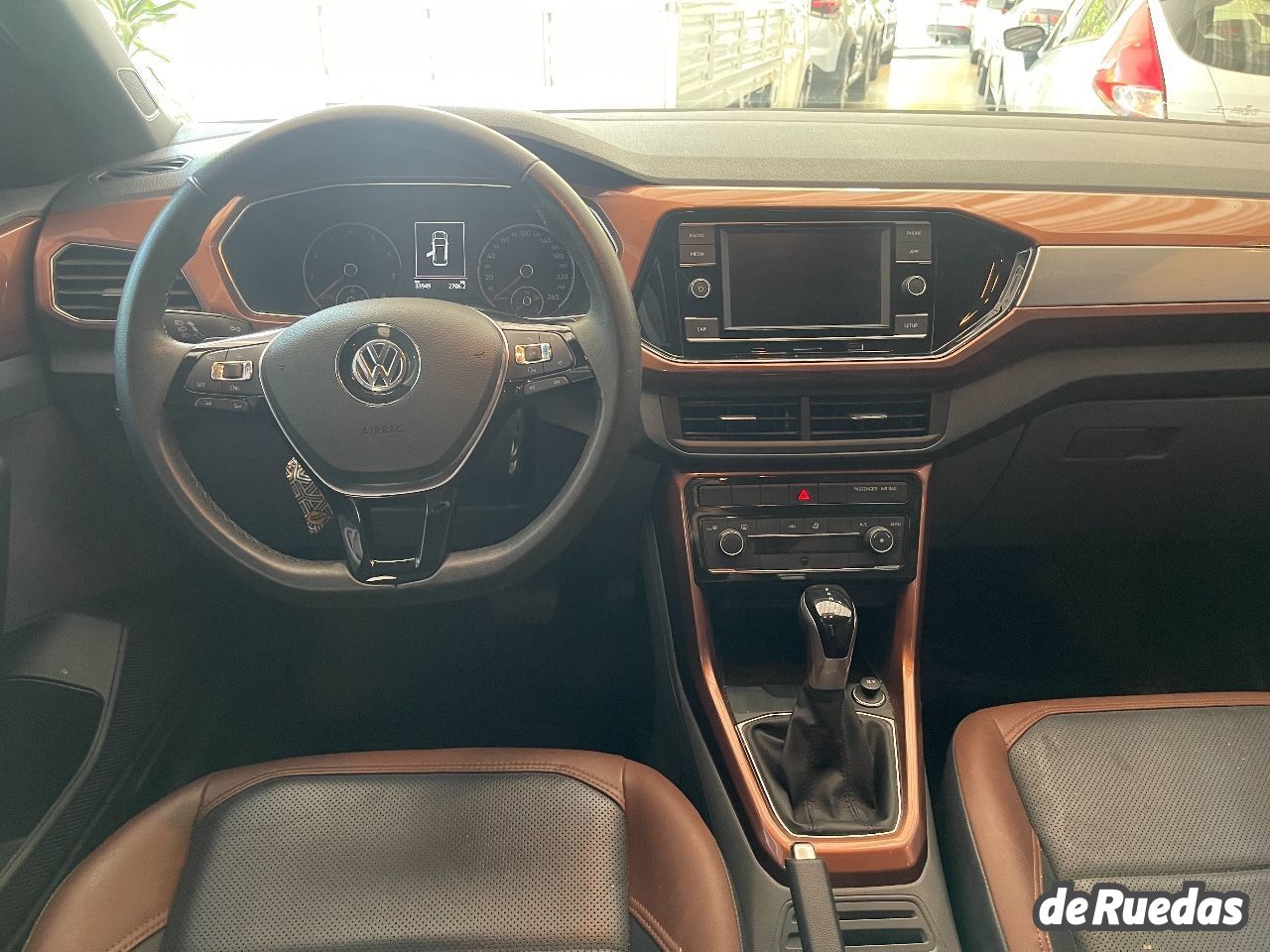 Volkswagen T-Cross Usado en Mendoza, deRuedas