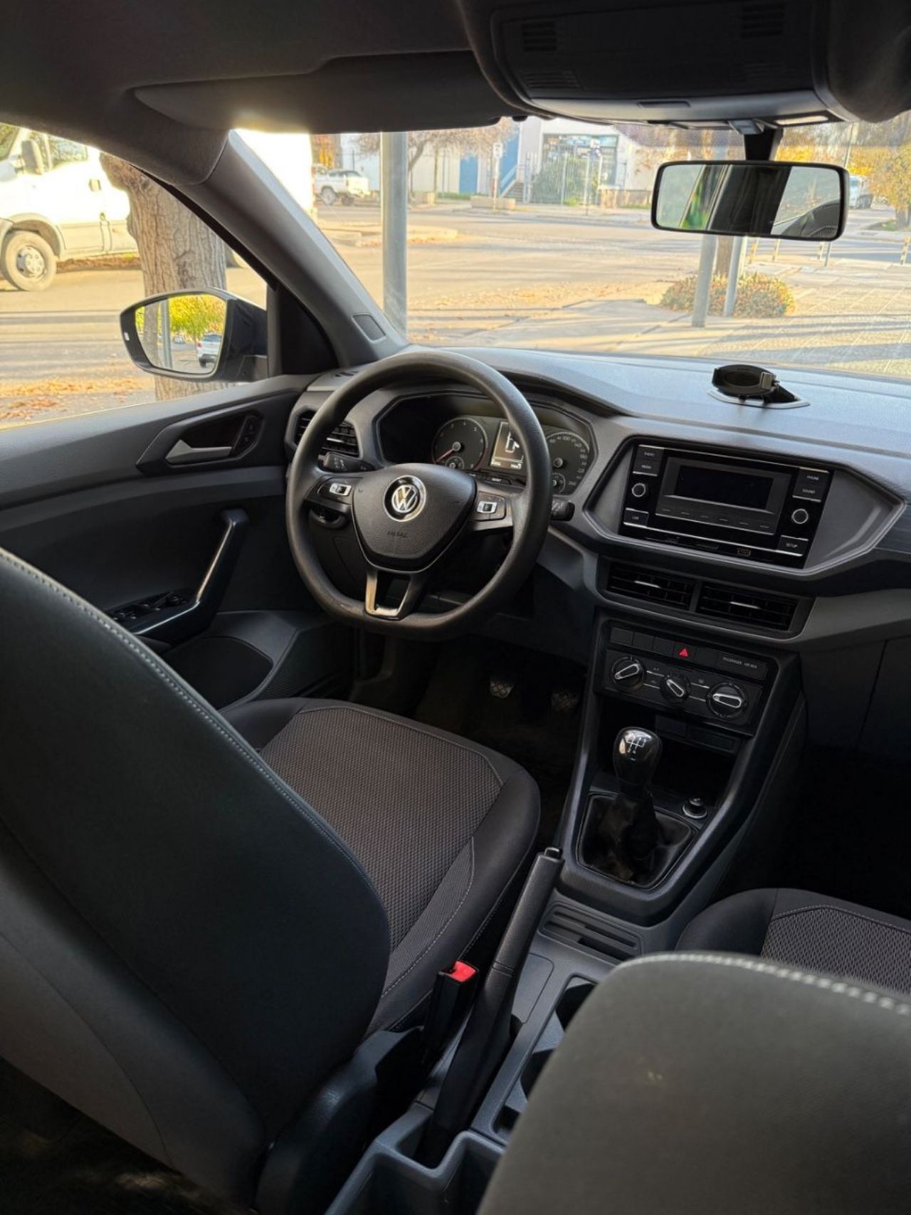Volkswagen T-Cross Usado Financiado en Mendoza, deRuedas