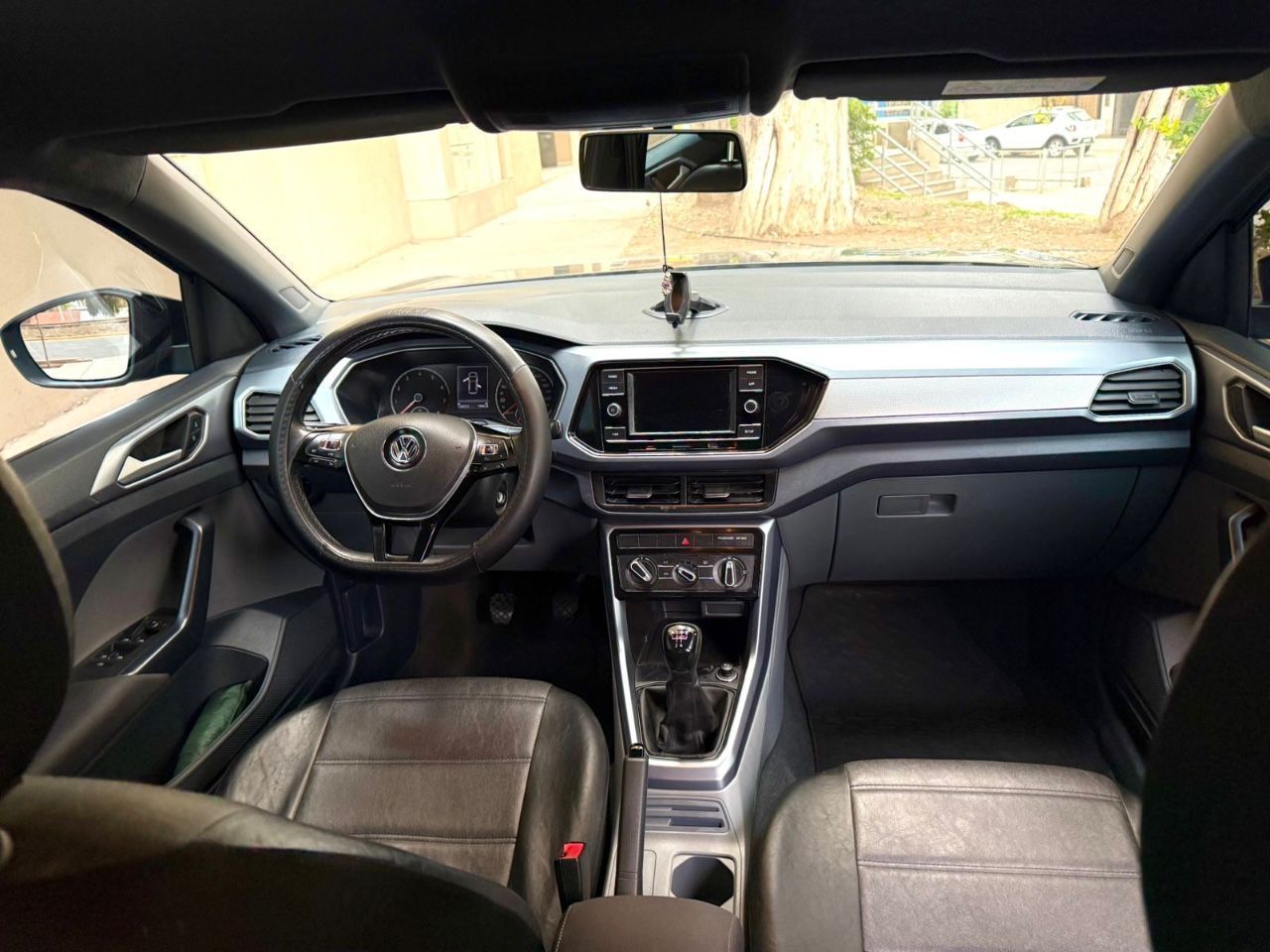 Volkswagen T-Cross Usado en Mendoza, deRuedas