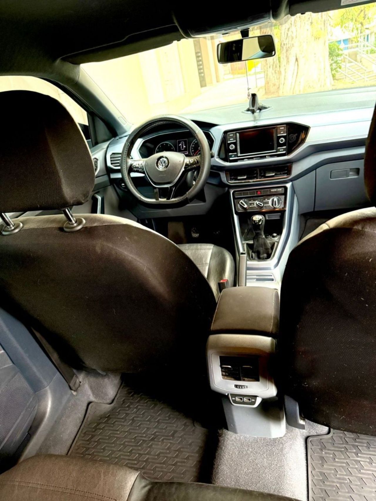 Volkswagen T-Cross Usado en Mendoza, deRuedas