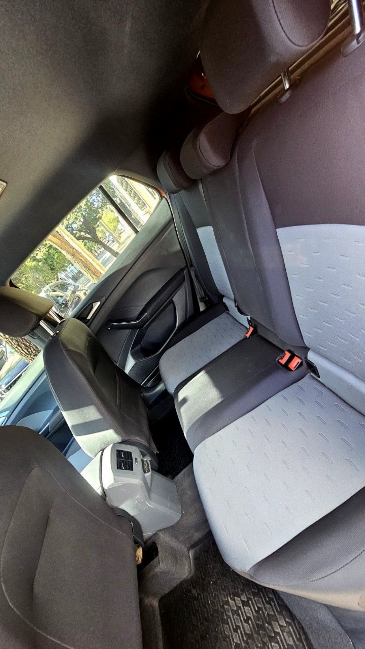 Volkswagen T-Cross Usado Financiado en Córdoba, deRuedas