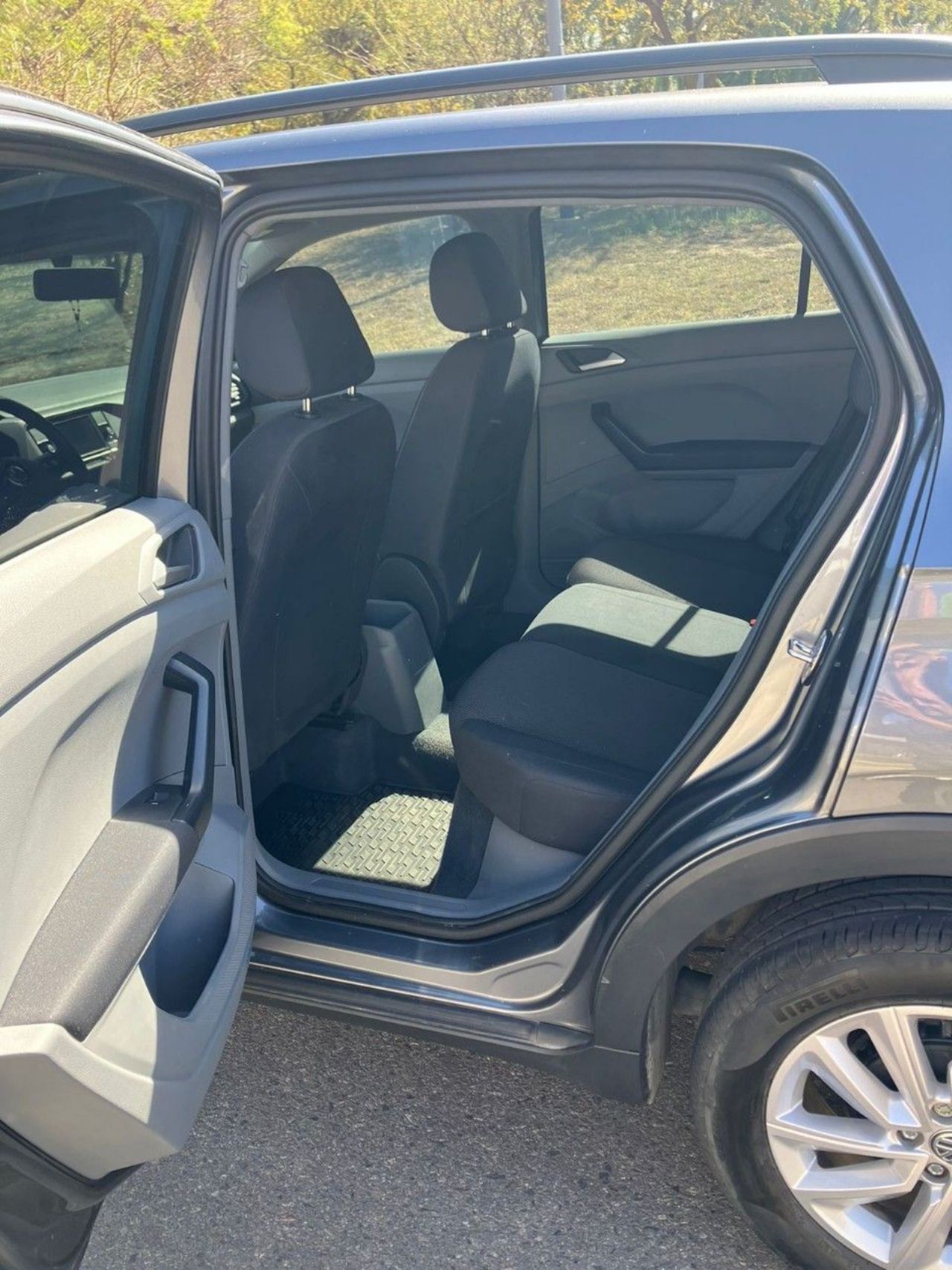 Volkswagen T-Cross Usado en Córdoba, deRuedas