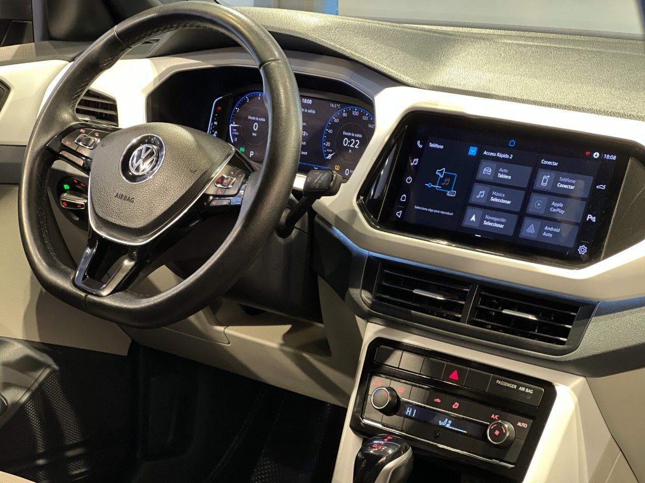 Volkswagen T-Cross Usado Financiado en Córdoba, deRuedas