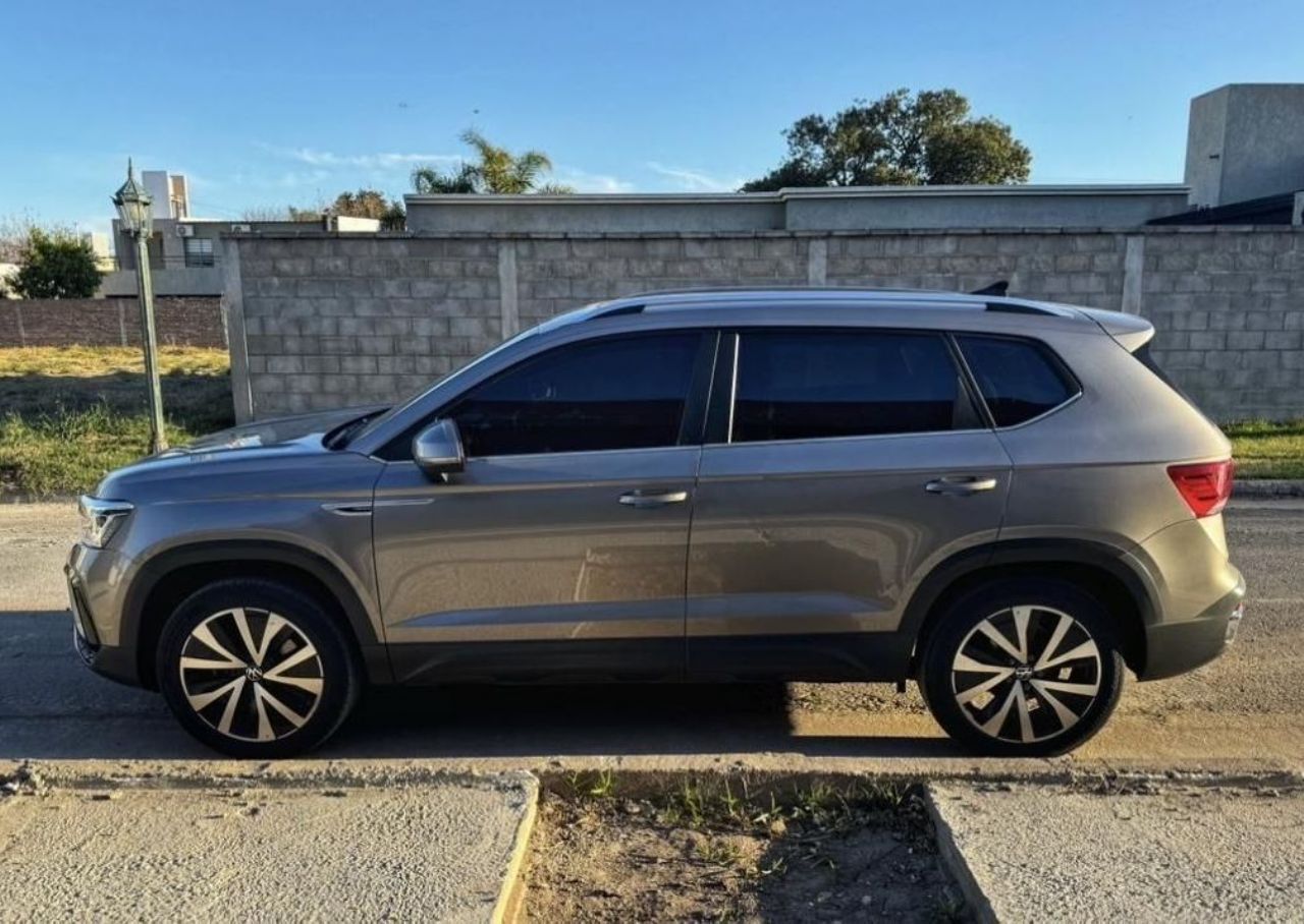 Volkswagen Taos Usado en Córdoba, deRuedas