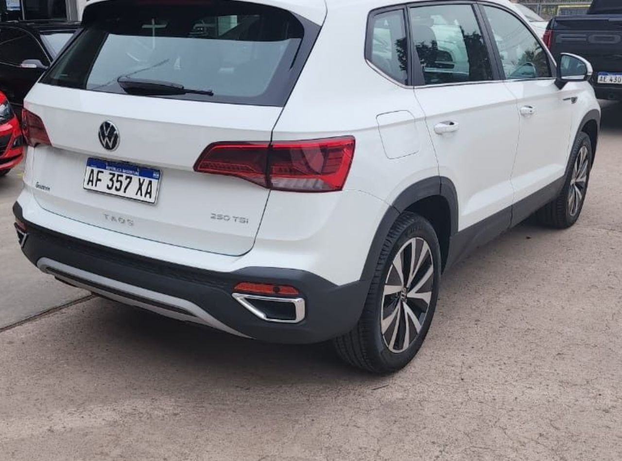 Volkswagen Taos Usado en Mendoza, deRuedas