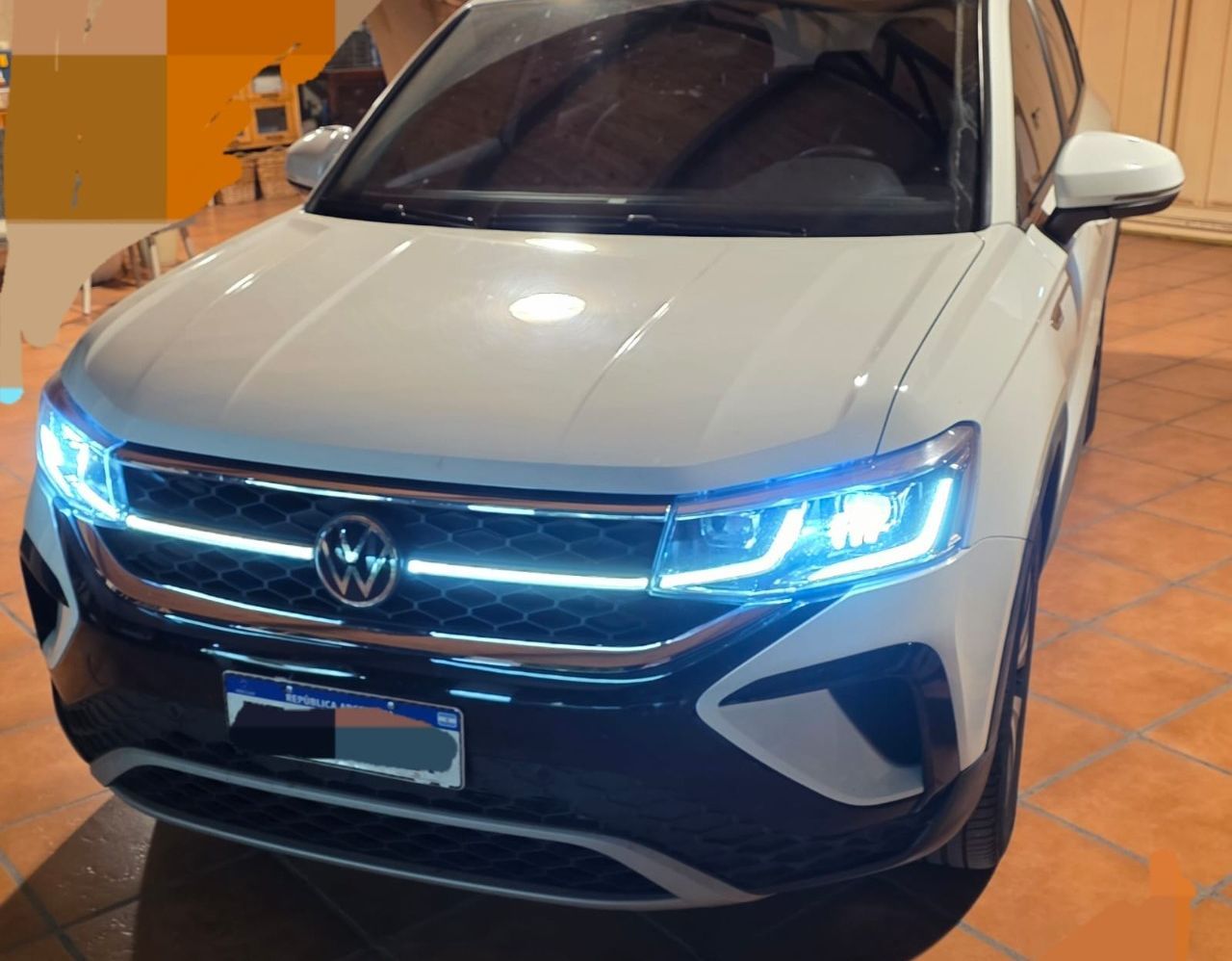 Volkswagen Taos Usado en Mendoza, deRuedas
