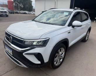 Volkswagen Taos