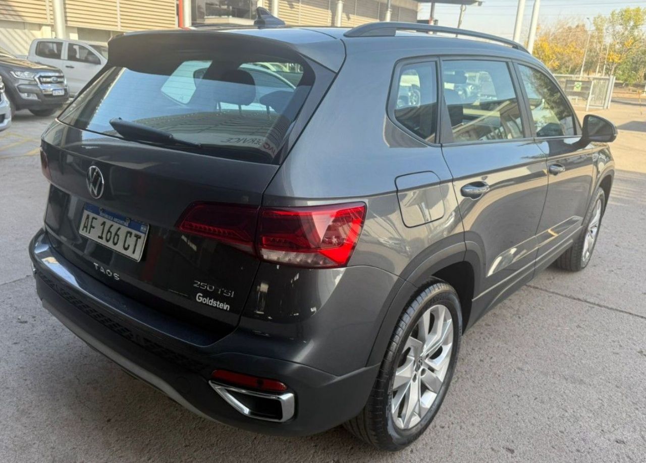 Volkswagen Taos Usado en Mendoza, deRuedas