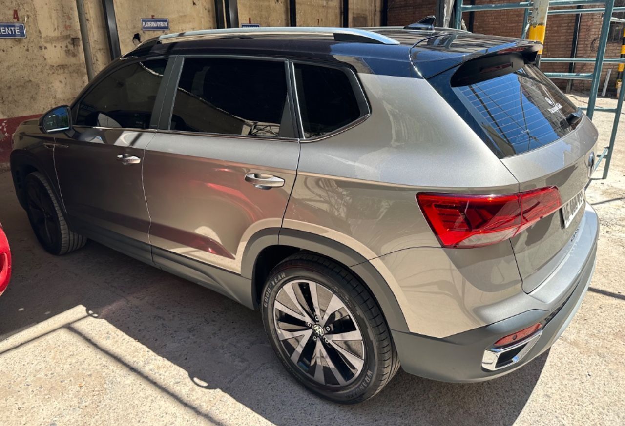 Volkswagen Taos Usado en Mendoza, deRuedas