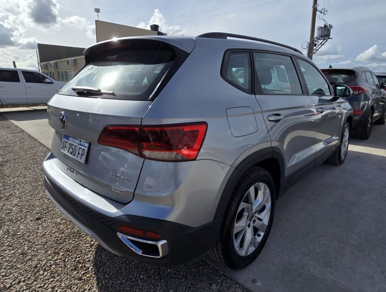 Volkswagen Taos Usado en Buenos Aires, deRuedas
