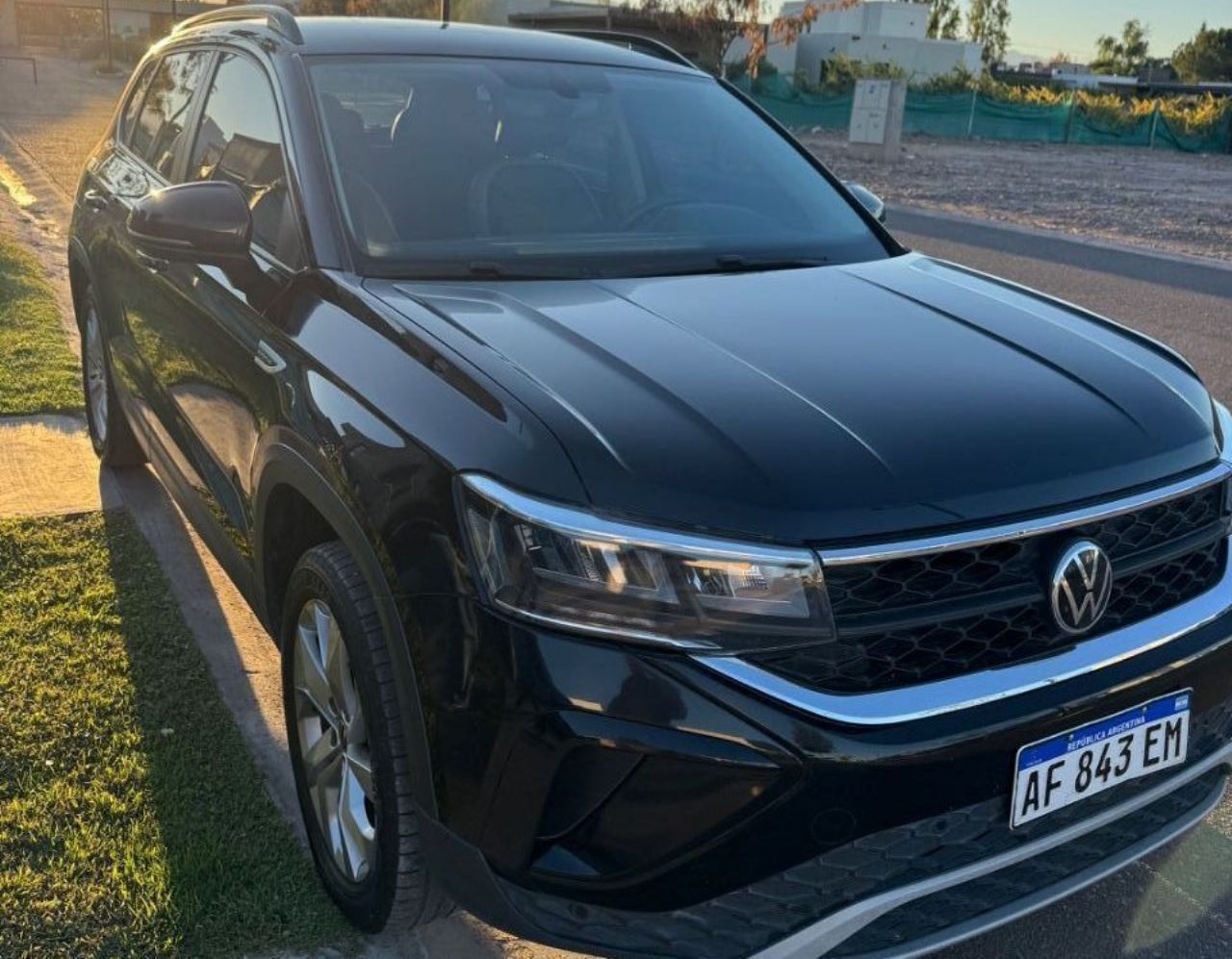 Volkswagen Taos Usado en Mendoza, deRuedas