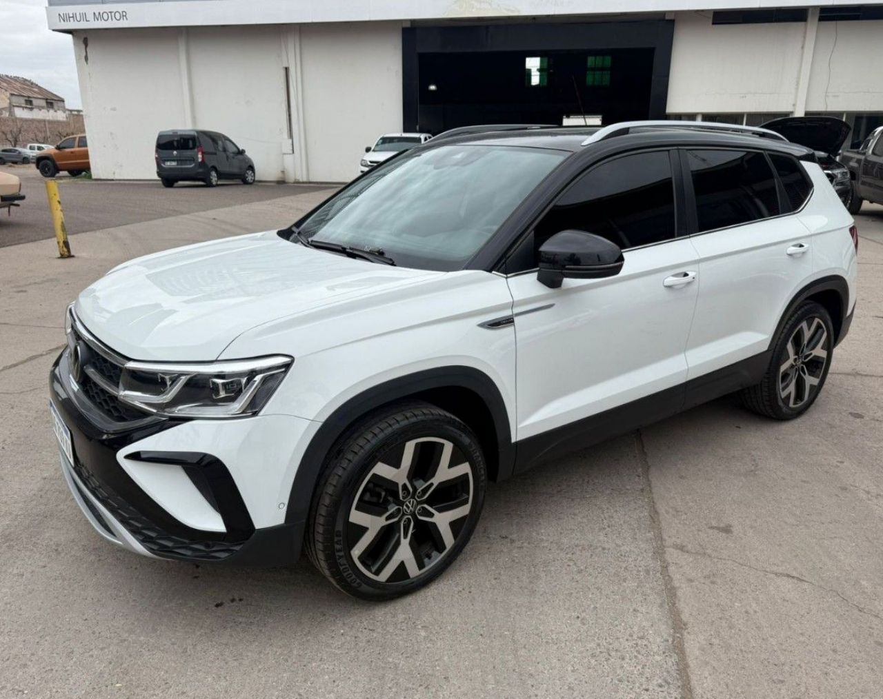 Volkswagen Taos Usado en Mendoza, deRuedas