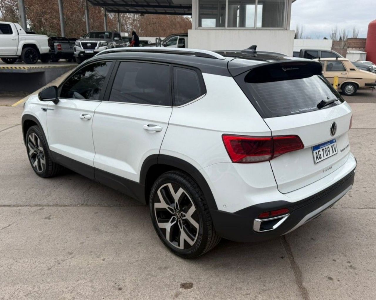 Volkswagen Taos Usado en Mendoza, deRuedas