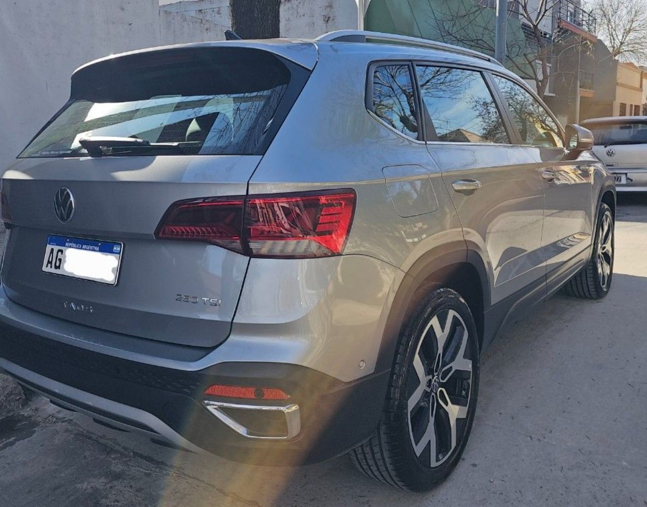 Volkswagen Taos Usado en Buenos Aires, deRuedas