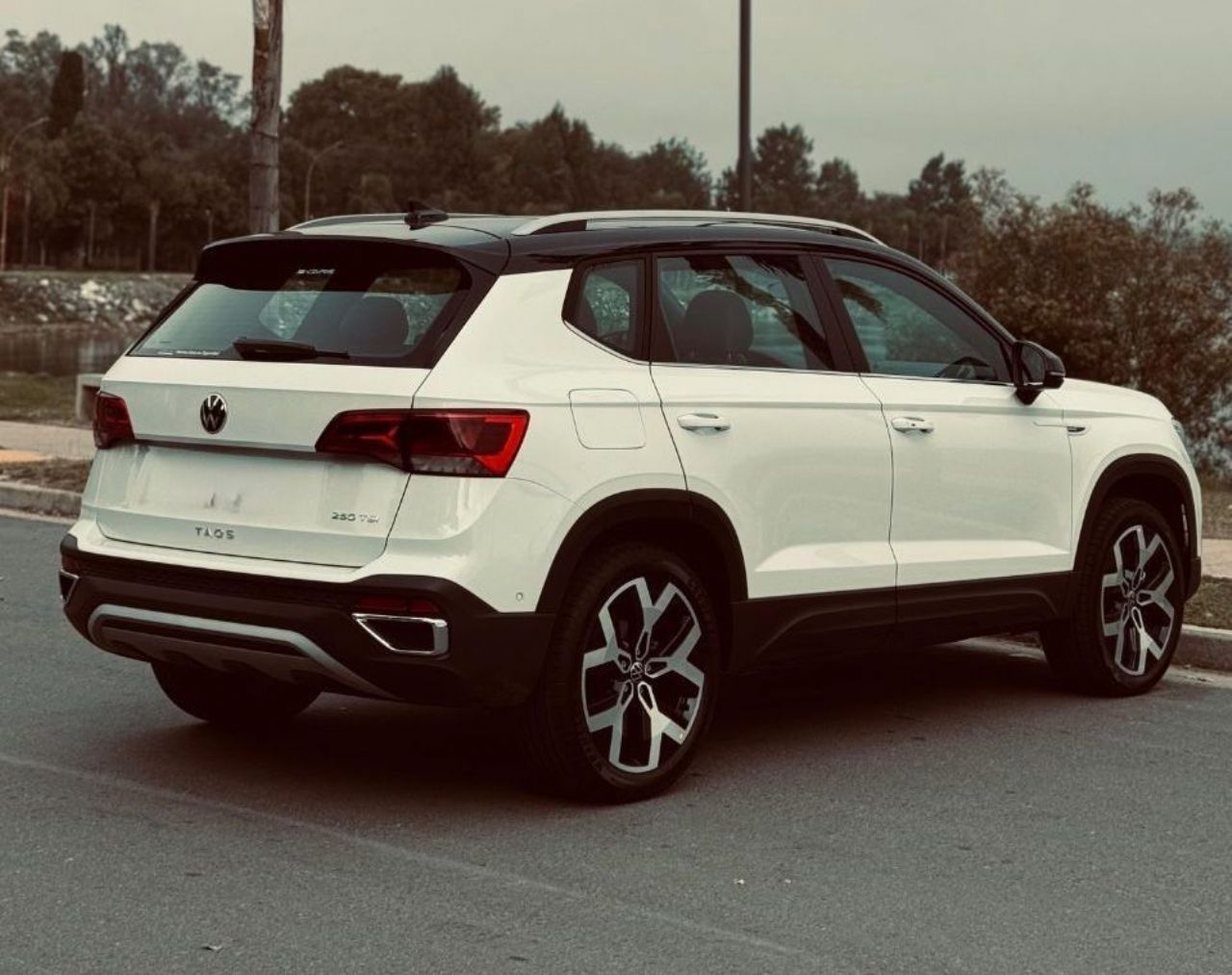 Volkswagen Taos Nuevo en Mendoza, deRuedas