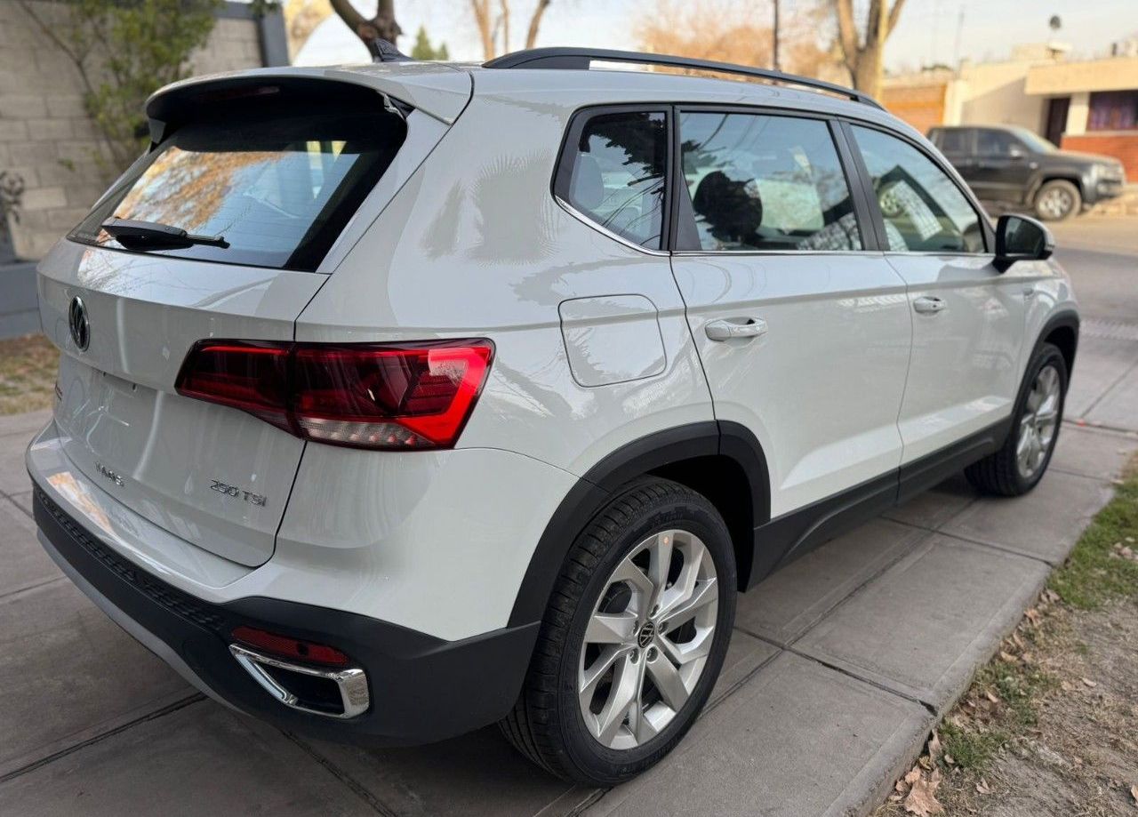 Volkswagen Taos Nuevo en Mendoza, deRuedas