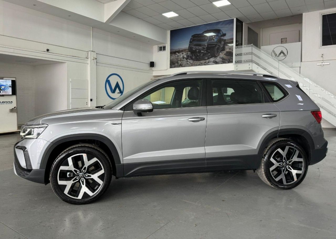 Volkswagen Taos Nuevo Financiado en San Juan, deRuedas