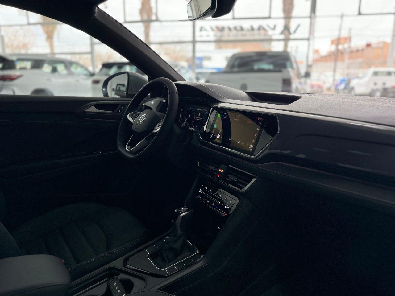 Volkswagen Taos Nuevo Financiado en San Juan, deRuedas