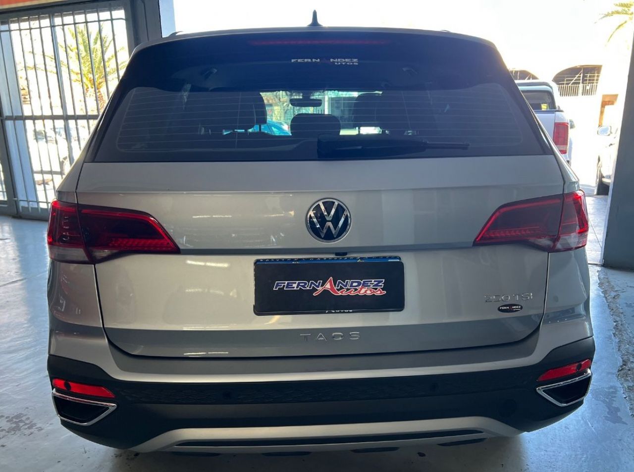 Volkswagen Taos Usado en Mendoza, deRuedas