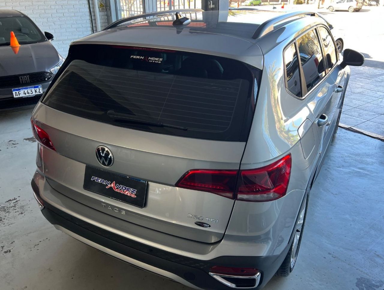 Volkswagen Taos Usado en Mendoza, deRuedas