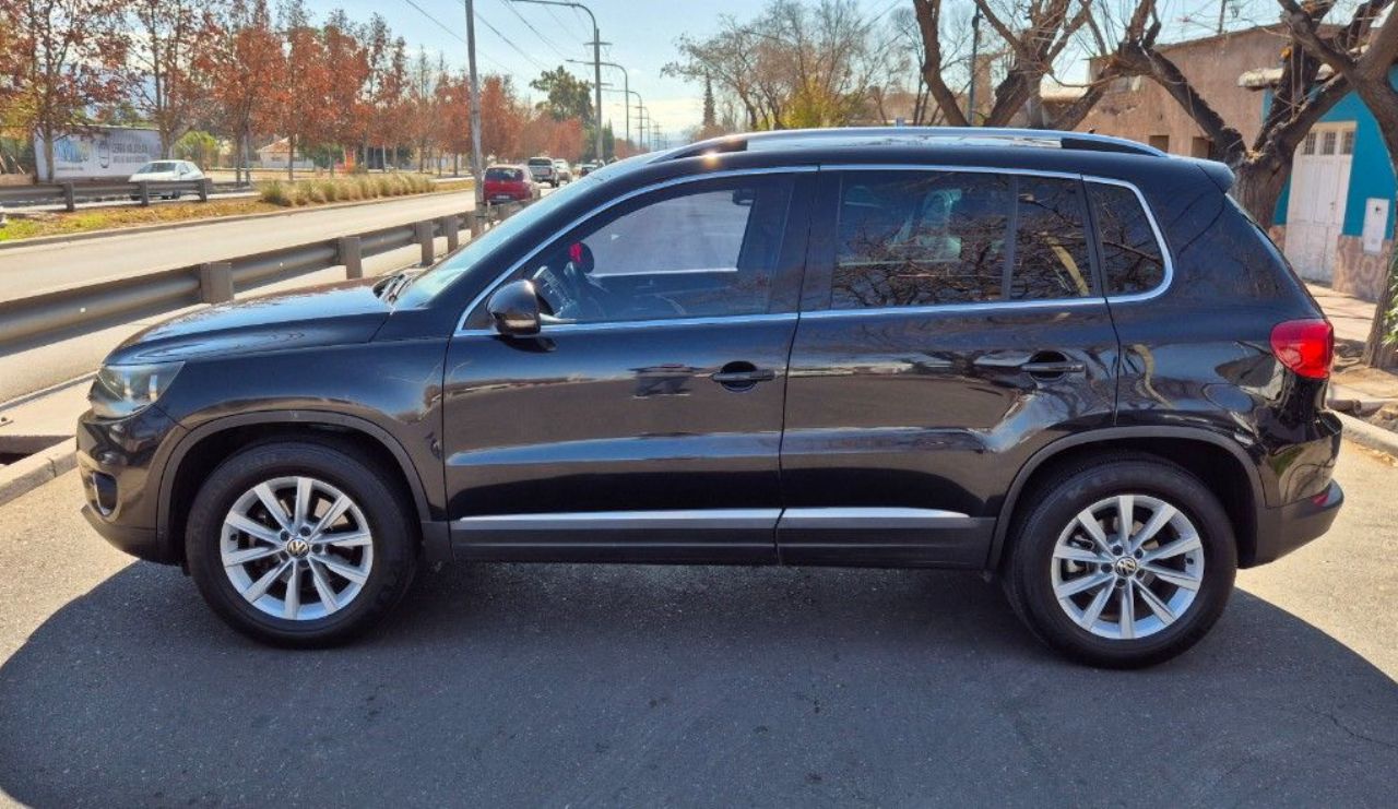 Volkswagen Tiguan Usado Financiado en Mendoza, deRuedas