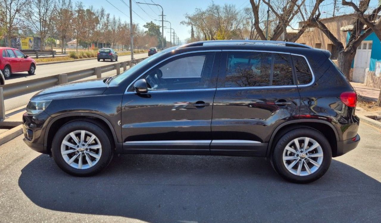 Volkswagen Tiguan Usado Financiado en Mendoza, deRuedas
