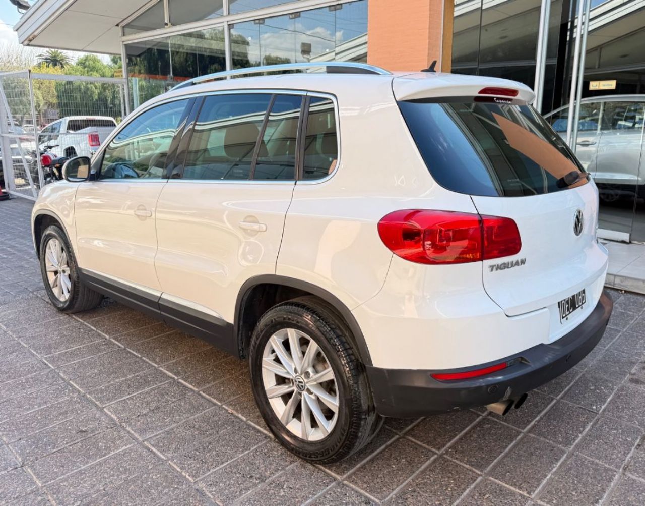 Volkswagen Tiguan Usado Financiado en Mendoza, deRuedas