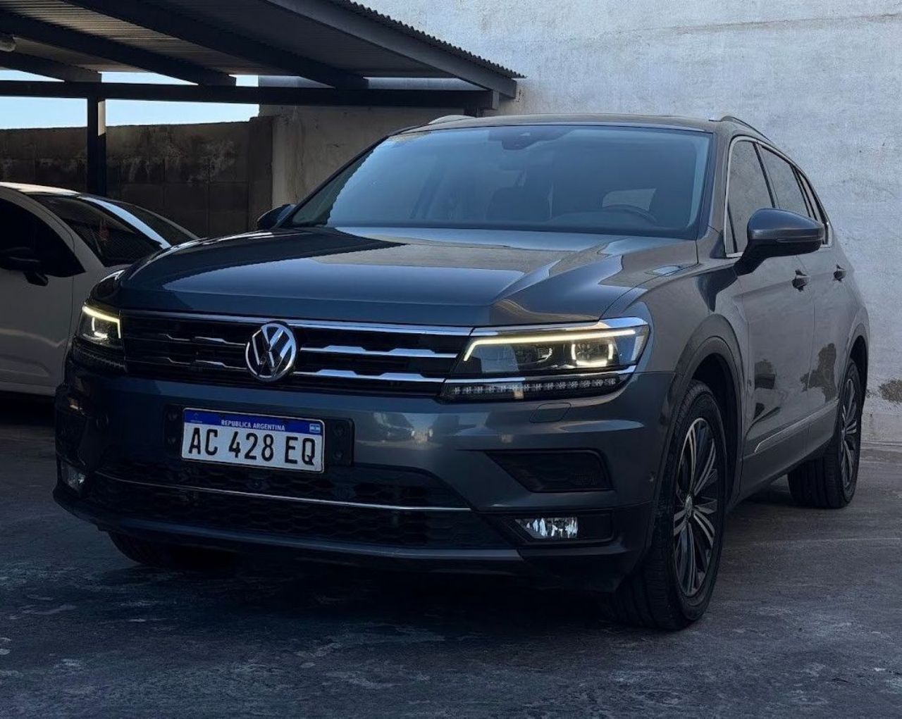 Volkswagen Tiguan Usado en Córdoba, deRuedas