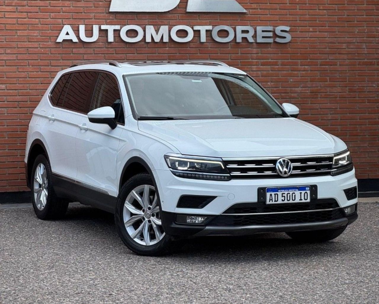 Volkswagen Tiguan Usado Financiado en Córdoba, deRuedas