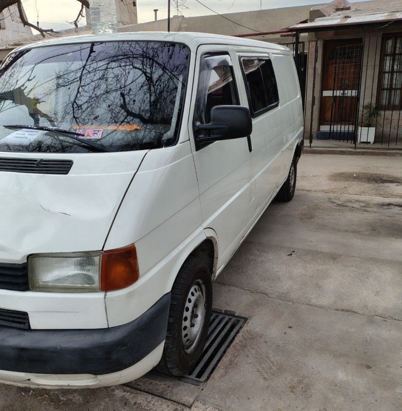 Volkswagen Transporter Usada en Mendoza, deRuedas