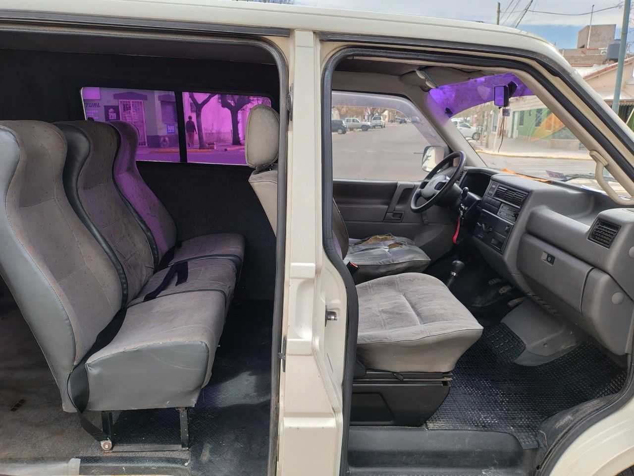 Volkswagen Transporter Usada en Mendoza, deRuedas