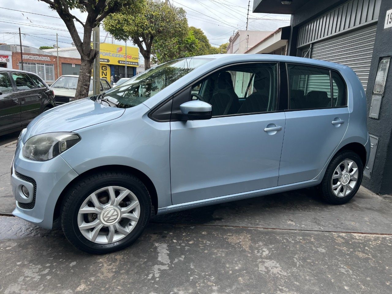 Volkswagen UP Usado en Córdoba, deRuedas