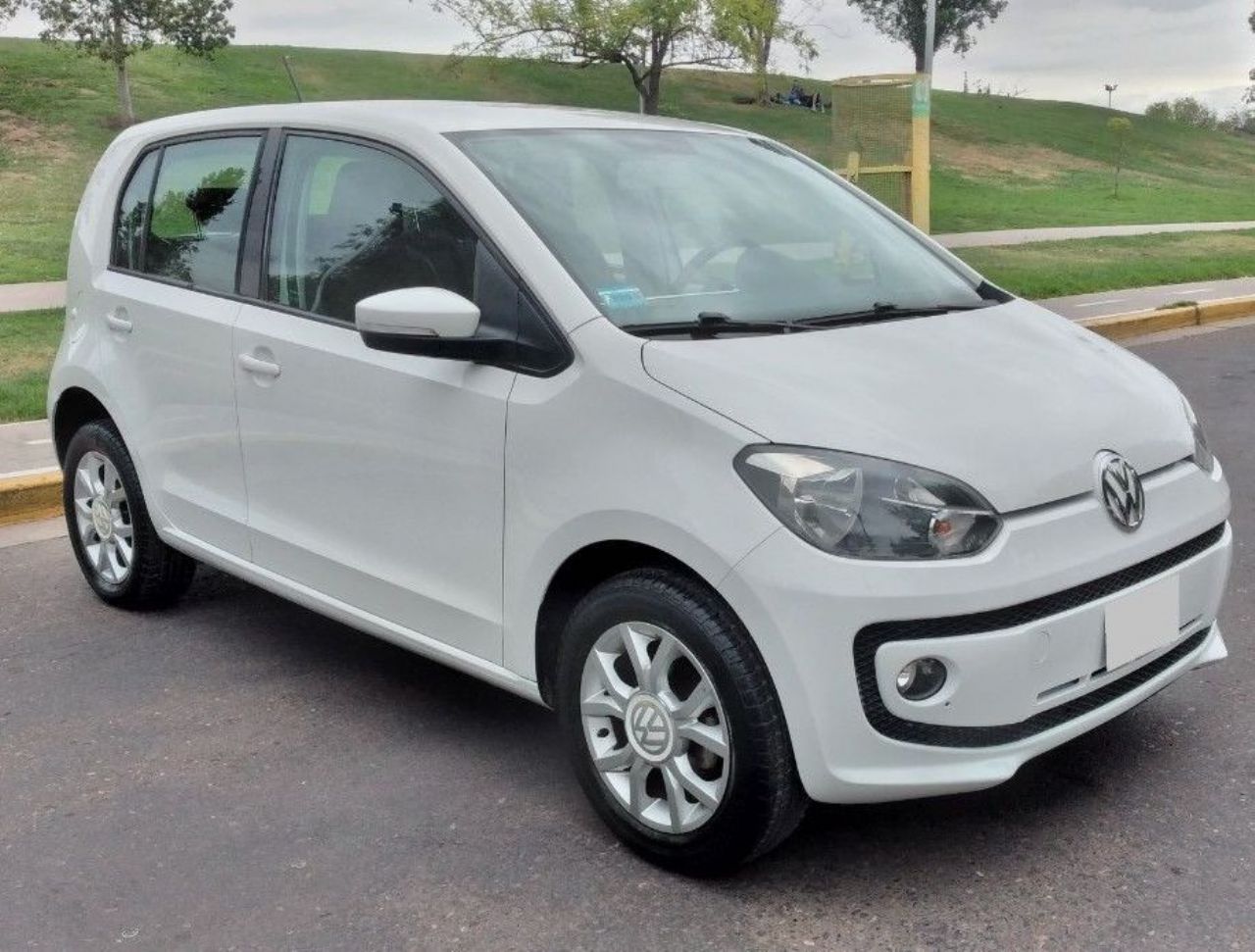 Volkswagen UP Usado en Mendoza, deRuedas