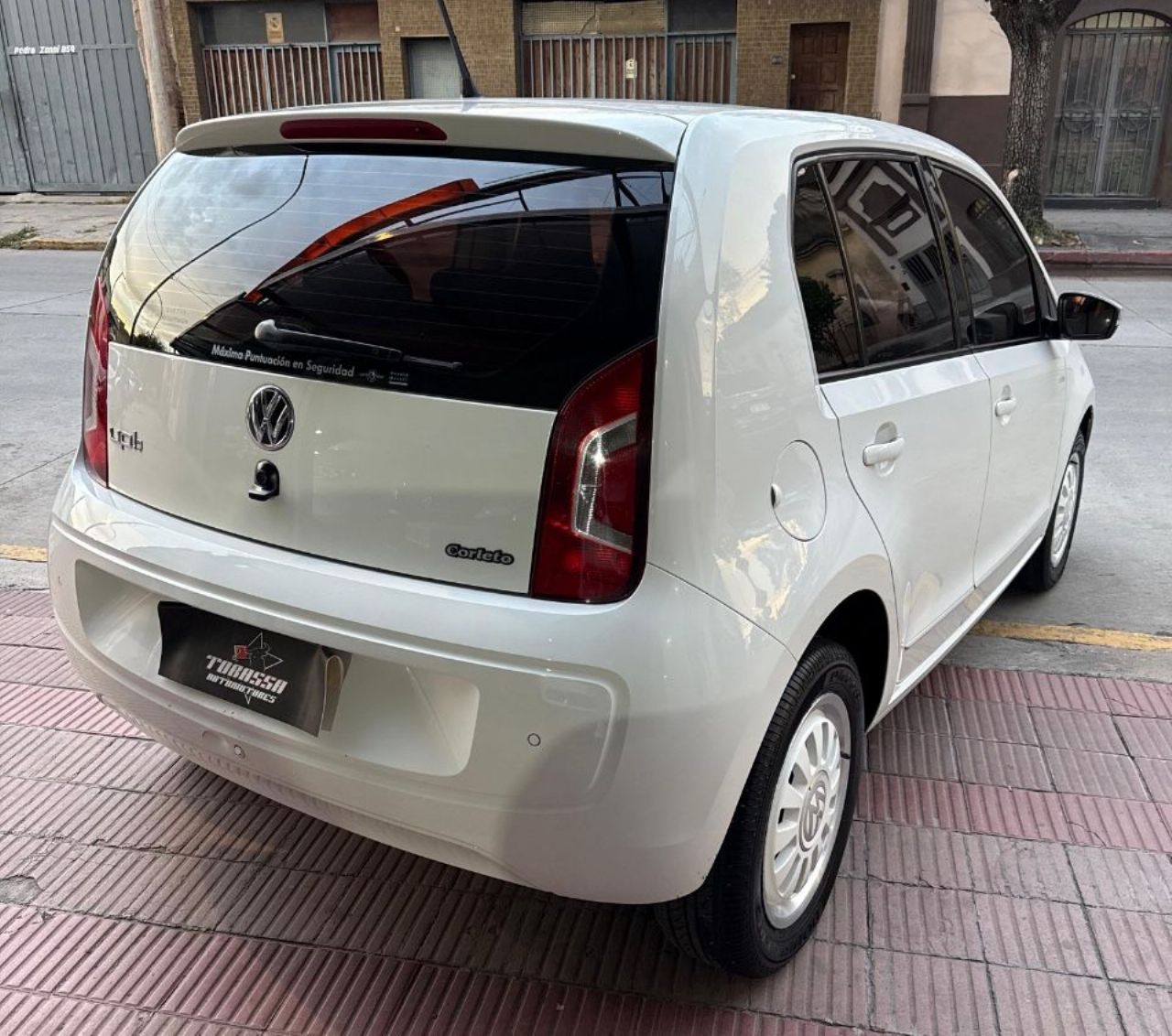 Volkswagen UP Usado en Córdoba, deRuedas