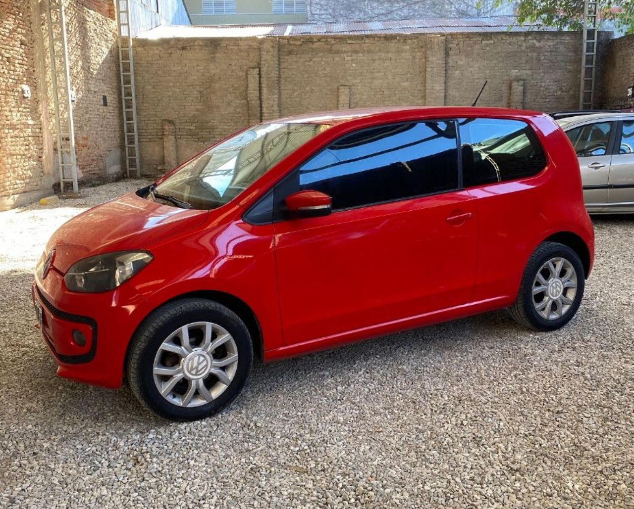 Volkswagen UP Usado Financiado en Córdoba, deRuedas
