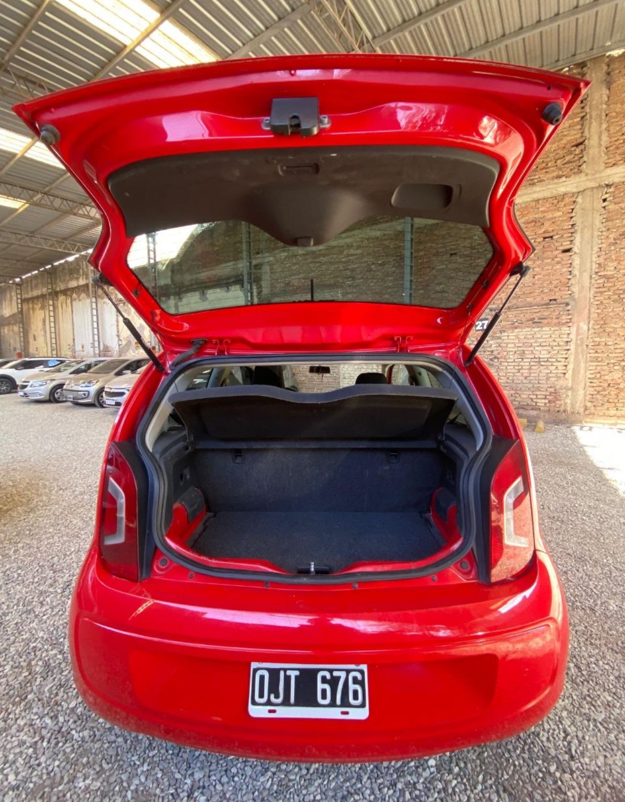 Volkswagen UP Usado Financiado en Córdoba, deRuedas