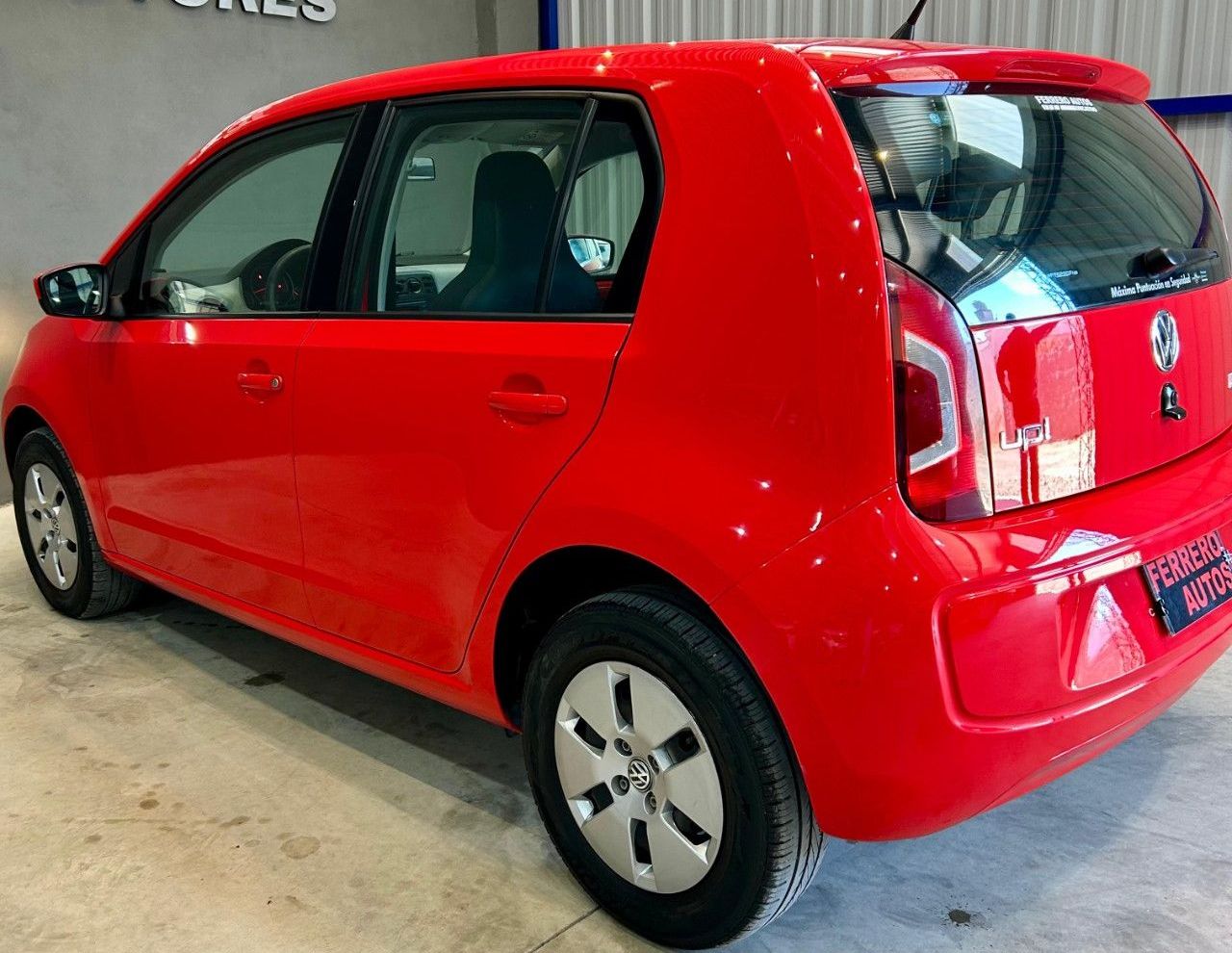 Volkswagen UP Usado Financiado en Córdoba, deRuedas