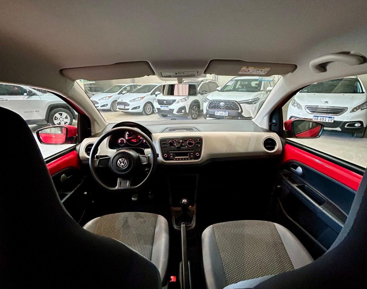 Volkswagen UP Usado Financiado en Córdoba, deRuedas