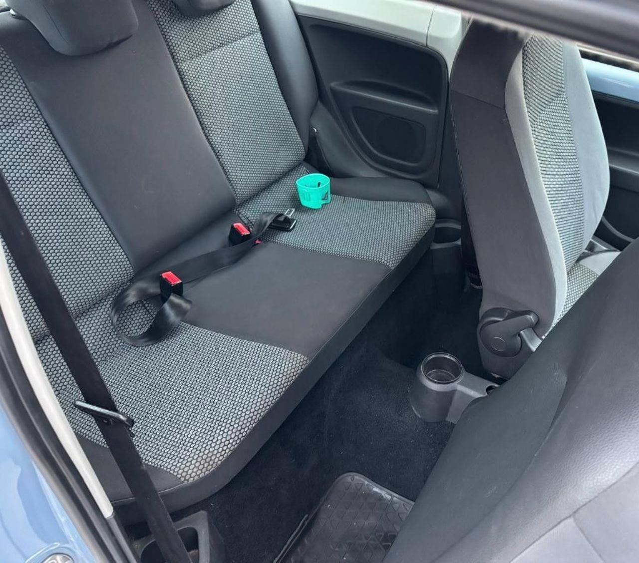 Volkswagen UP Usado Financiado en Córdoba, deRuedas