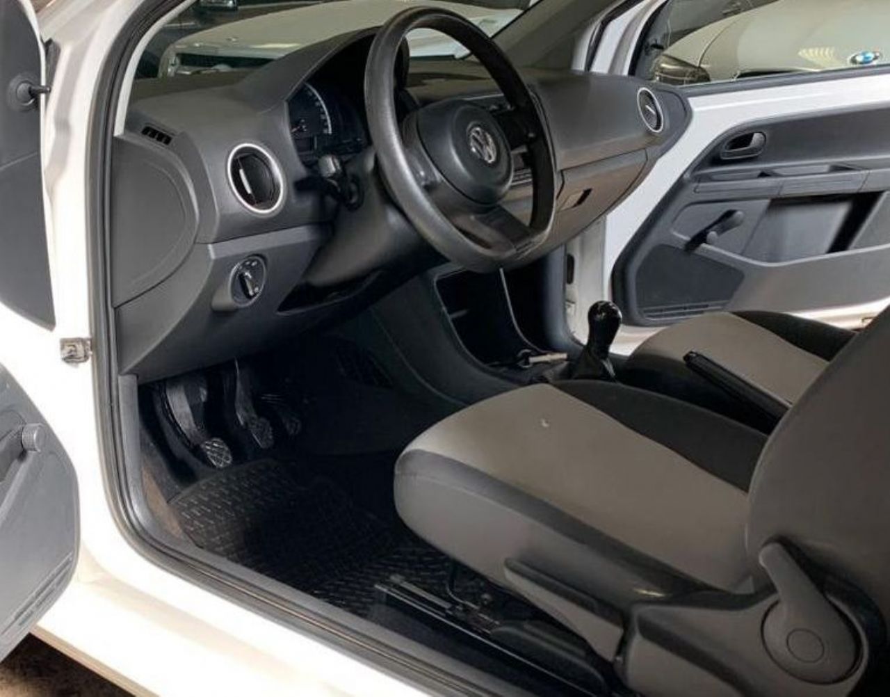 Volkswagen UP Usado en Mendoza, deRuedas